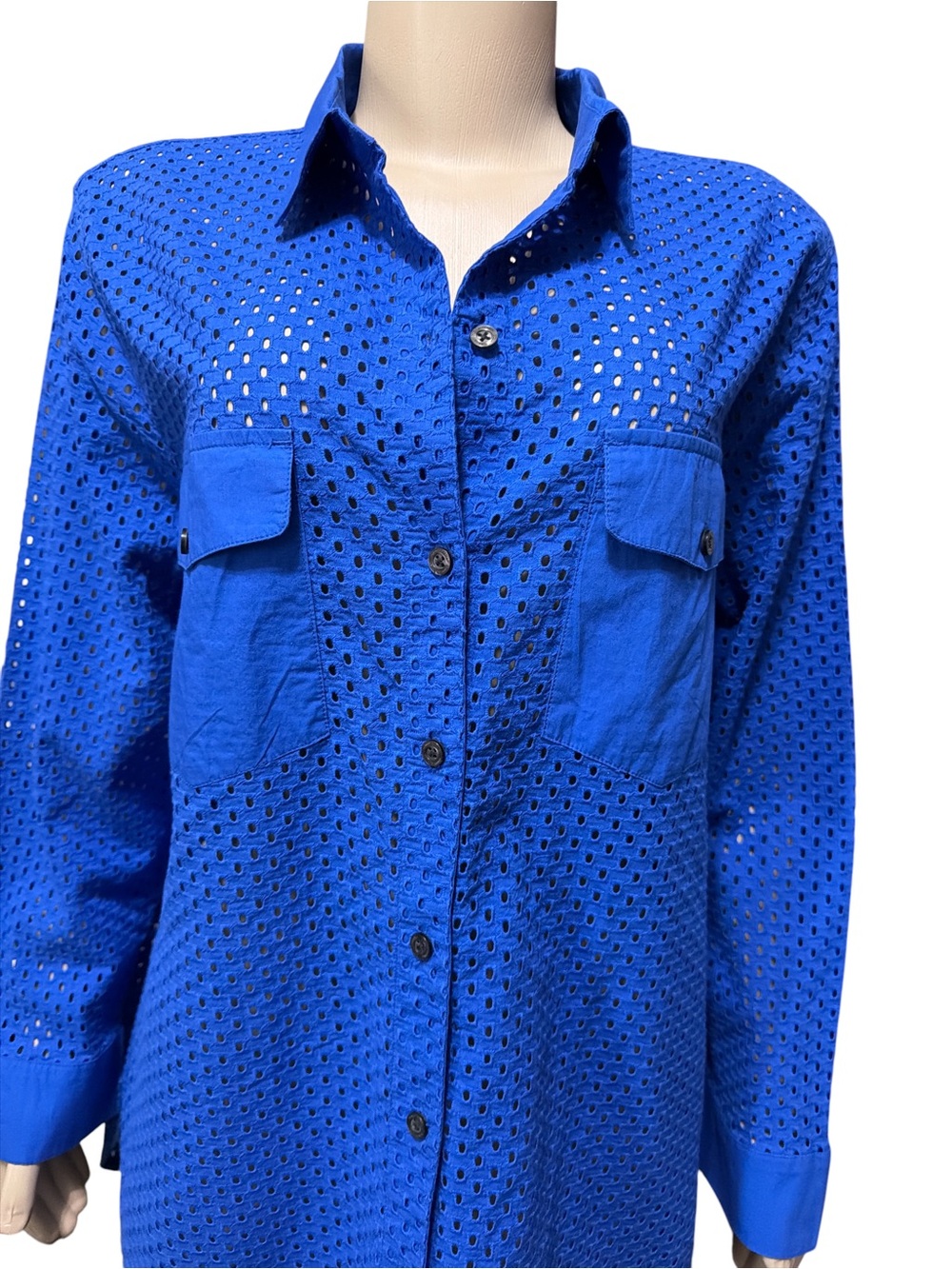 NWT Tommy Bahama Size L Eyelet Cove Boyfriend Shirt Long Sleeves Blue - Picture 7 of 12